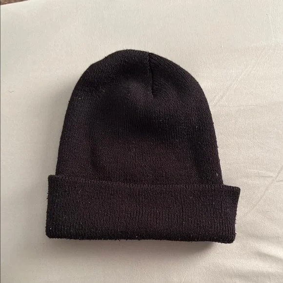 Nike Black Beanie - Picture 2 of 4